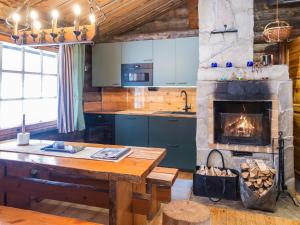 Holiday Home Kelosyväri 13 by Interhome