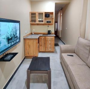 Al-mendhiry Apartment