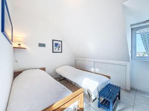 Apartment Le Hoche-3 by Interhome