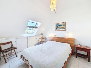 Apartment Le Hoche-3 by Interhome