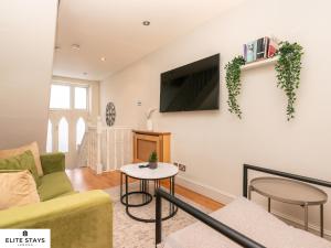 Stylish Fulham Home Walk to Chelsea & Tube