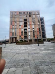 Modern 3BR Appartment, Dollis Hill, Lift Access, Corporate & Family Stays