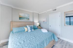 5 Bedroom Penthouse with Amazing Oceanfront Views