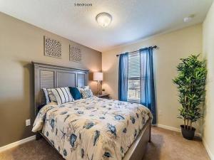 5 BD 4.5 BA Windsor at Westside 2015 MD