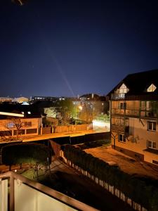 APARTMENT TOPOLOVA with FREE PRIVATE PARKING - CITY CENTRE - NEAR OLD TOWN - LARGE TERRACE & AIR CONDITIONING