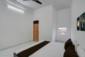 Hotel O shivam guest house and hotel