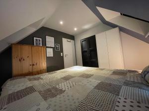 Cozy 55 M² Top Floor Apartment