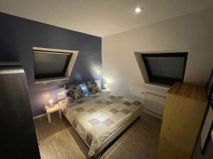 Cozy 55 M² Top Floor Apartment