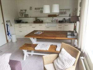 Duinroos Home with Terrace
