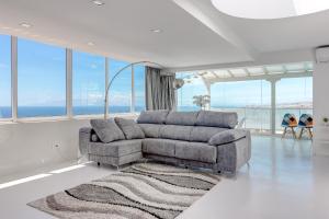 Panoramic Ocean Mountain View 3