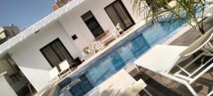 Luxsuites