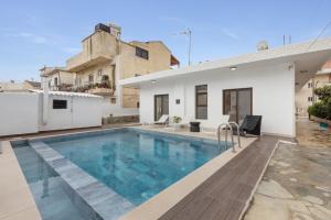 Luxsuites