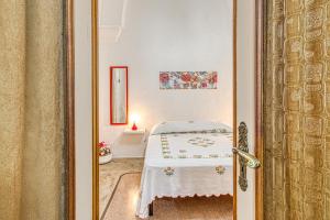Cod 278 al centro del paese