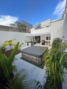 Mojo Surf Yoga House