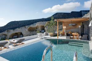 Santoneta Luxury Private Caves