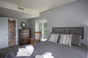 Journey House · Enjoy the View in the Journey House