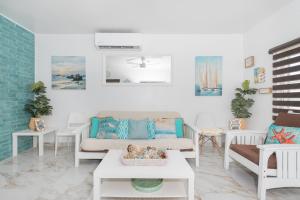 Relax in the Charming Casita Mezquites #5