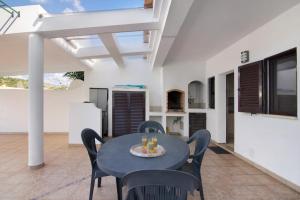 Villa Neves