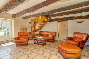 Maison avec grand jardin 10km plage