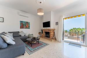 Casa Leo holiday villa