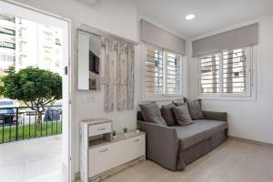 Apartamentos Sealmar Moliere