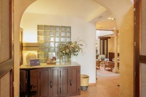 San Pablo Suites