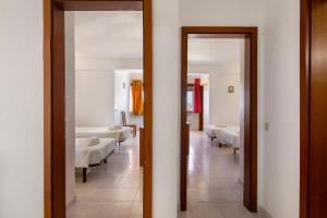 Oura 14 A, com piscina