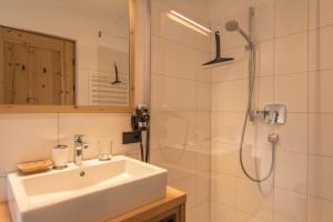 Hatzeshof Alpenglück