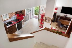 Barcollo House - Piscina nel verde