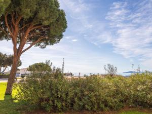 Apartment Super Croisette-2 by Interhome