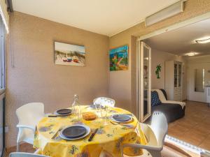 Apartment Super Croisette-2 by Interhome