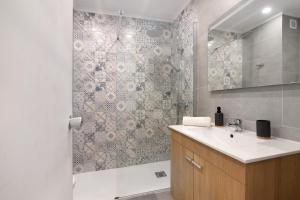 Lovely And New Apartment In Oura