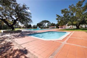 Lovely And New Apartment In Oura