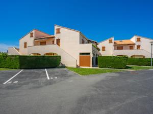 Apartment Les Soleils Rouges-16 by Interhome