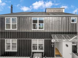 Apartment Björk - 10m from the sea by Interhome
