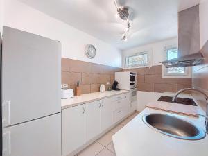 Apartment LEyre by Interhome