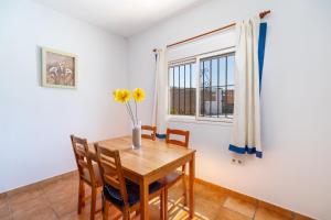 Casa Carlos con Piscina Privada en Conil