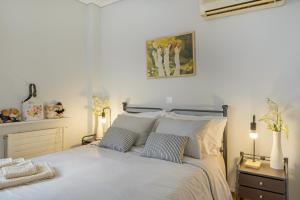 Athens Seaside Apartment