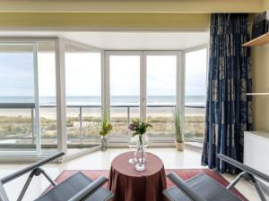 Apartment Mitsou with seaview and parking by Interhome