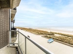 Apartment Mitsou with seaview and parking by Interhome