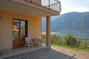 Charming House on the Lake