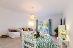 Blue Escape - Prainha, Alvor