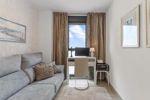 Elegant Duplex Penthouse A116