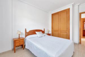 Casa en playa con piscina Novamar