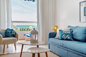Relaxing Sea View Pool I Immobilux