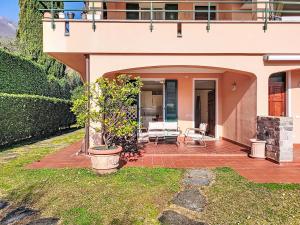 Apartment Casa Molgisio by Interhome