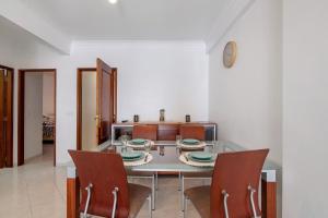 Excellent Apartment in Olhos D´Água