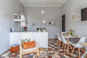 Steniesnook family home