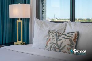 Fireworks View Studio Condo with Terrace and Kitchenette