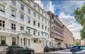 Knightsbridge Prestige Apartments